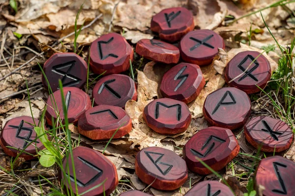 Red Runes Carved Wood Ground — Stock Photo, Image