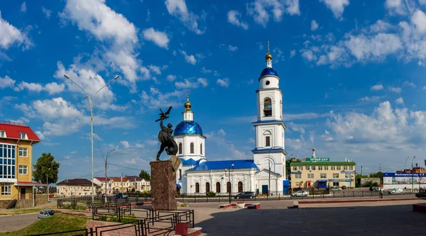 Maloyaroslavets Rusia Junio 2019 Vista Plaza Con Monumento Vladímir Valiente — Foto de Stock