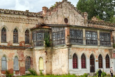 Neo-Gotik kütüphane 19. Ferzikovsky District, Kaluzhskiy region, Rusya Federasyonu - Temmuz 2019