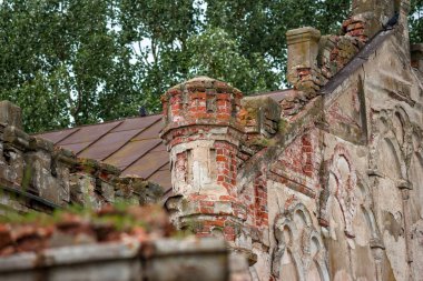 Neo-Gotik kütüphane 19. Ferzikovsky District, Kaluzhskiy region, Rusya Federasyonu - Temmuz 2019