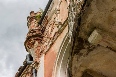 Neo-Gotik kütüphane 19. Ferzikovsky District, Kaluzhskiy region, Rusya Federasyonu - Temmuz 2019