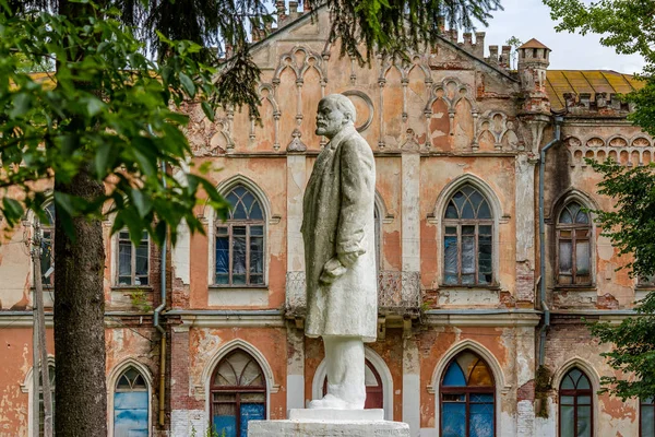 Avchurino Russia July 2019 Monument Lenin Background 19Th Century Neo — Stock Photo, Image