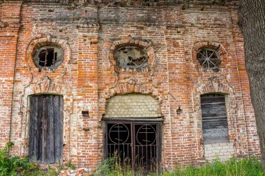 Kaluga yakınlarındaki emlak Gorodnya (Galiçya soylular) Kutsanmış Meryem Varsayımı Kilisesi. Ferzikovsky District, Kaluzhskiy region, Rusya Federasyonu - Temmuz 2019
