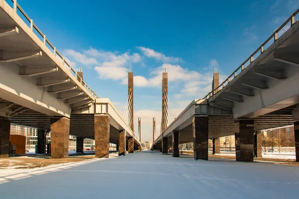 Üzerinde Pulkovo karayolu, St.Peterburg, kış uygulama projesi