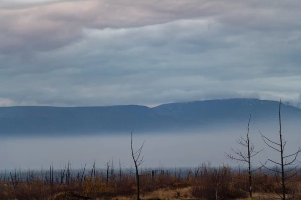 Awan Atas Lanskap Gunung Berkabut September 2018 Norilsk — Stok Foto