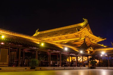 Gece Çin mimarisi. Hainan Island, Çin
