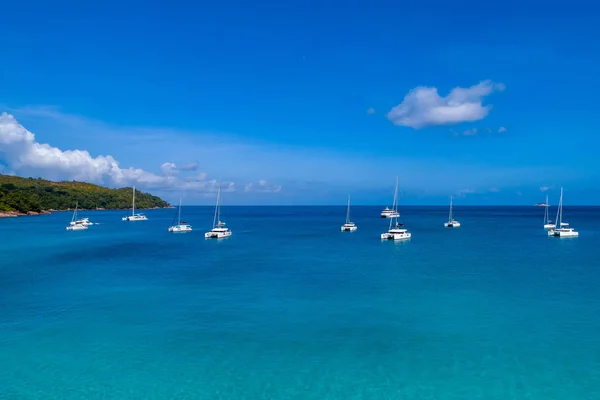 Spectacular Aerial View Some Yachts Small Boats Floating Clear Turquoise — Stock Photo, Image