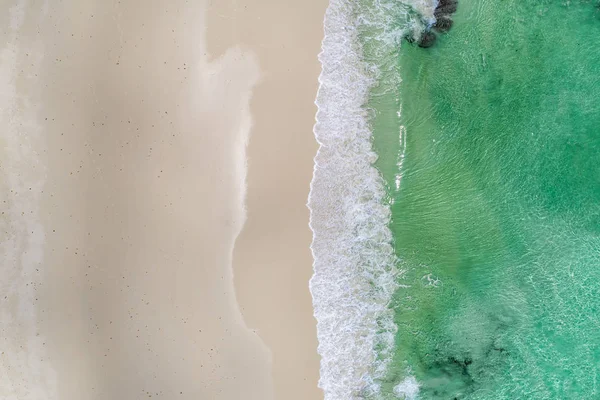 Yukarıda Görüleceği Güzel Tropikal Beyaz Boş Plaj Deniz Dalgaları Seyşeller — Stok fotoğraf