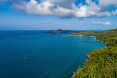 Havadan görünümü de Seyşeller Hint Okyanusu güzel Adası. Drone üzerinden üstten görünüm