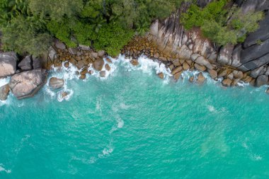 Havadan görünümü de Seyşeller Hint Okyanusu güzel Adası. Drone üzerinden üstten görünüm