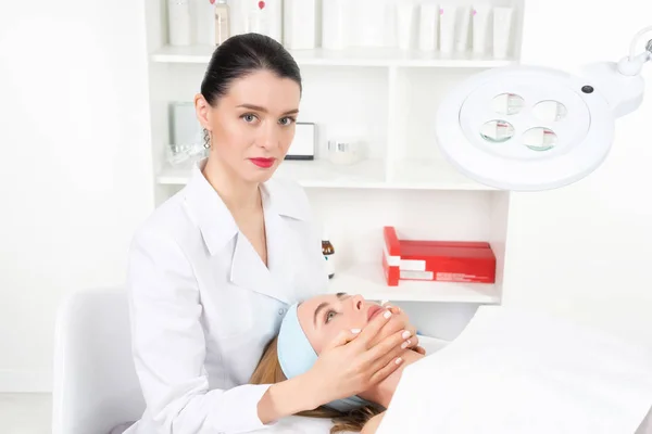 Female Beautician Doctor Patient Wellness Center Professional Cosmetologist Make Procedure — Stock Photo, Image