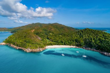 Havadan görünümü de Seyşeller Hint Okyanusu güzel Adası. Drone üzerinden üstten görünüm