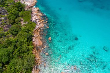 Havadan görünümü de Seyşeller Hint Okyanusu güzel Adası. Drone üzerinden üstten görünüm