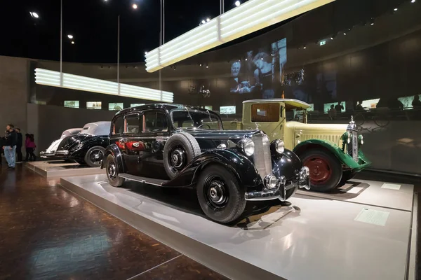 Stuttgart Alemania Diciembre 2018 Interior Del Museo Mercedes Benz Welt — Foto de Stock