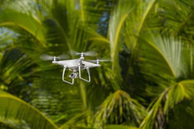 Moskova, Rusya - 2 Ekim, 2017: Phantom 4 Pro bir dron fligh içinde