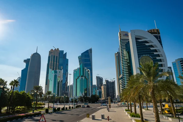 Doha Katar 2019 Západní Zátoka Krásném Modrém Nebi Katarském Dauhá Royalty Free Stock Fotografie