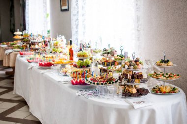 tabel suikerTablo kadar dolu