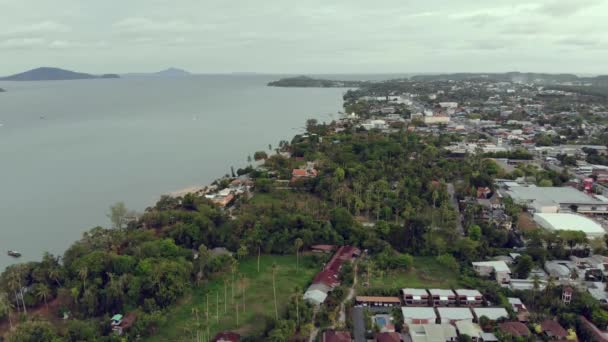 Vue aérienne du littoral de Phuket Rawai — Video