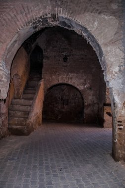Taroudant Güney Fas Sous Vadisi'nde bir şehirdir.