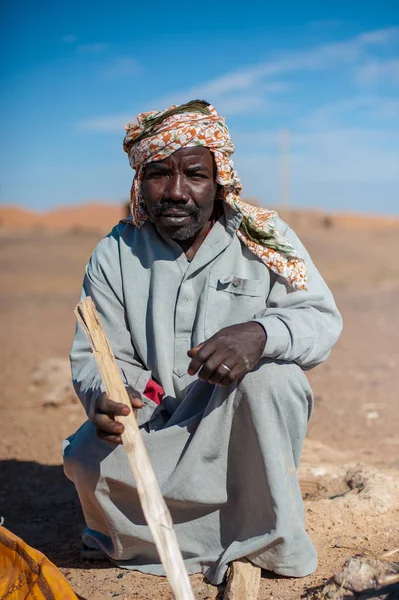 Bölge Merzouga Fas Için Geleneksel Giysiler Içinde Fas Adam Portresi — Stok fotoğraf