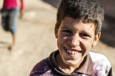 Bir çocuk köyü Merzouga, Fas portresi