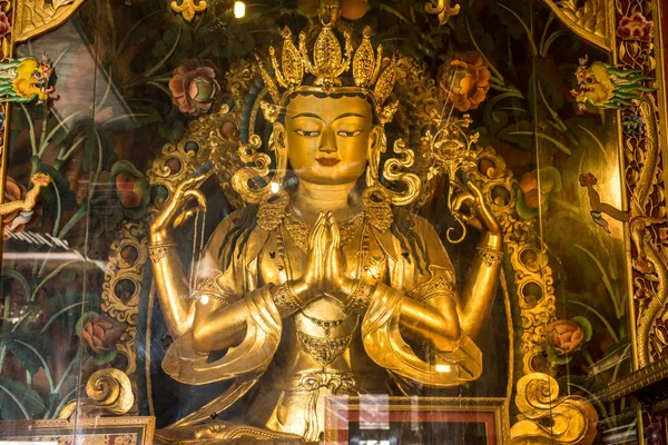Innerhalb Des Buddhistischen Tempels Der Nähe Von Boudhanath Stupa Kathmandu — Stockfoto