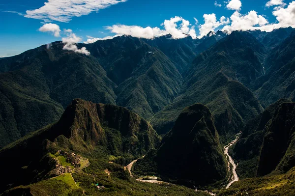 Putucusi Řeka Urubamba Hory Machu Picchu — Stock fotografie