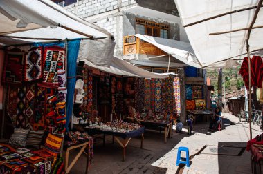 Kutsal Vadi: Pisac Pazarı: Alışveriş