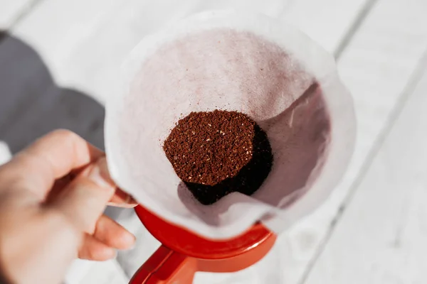 Lezzetli taze çekilmiş kahve sabah toz kahve filtresi