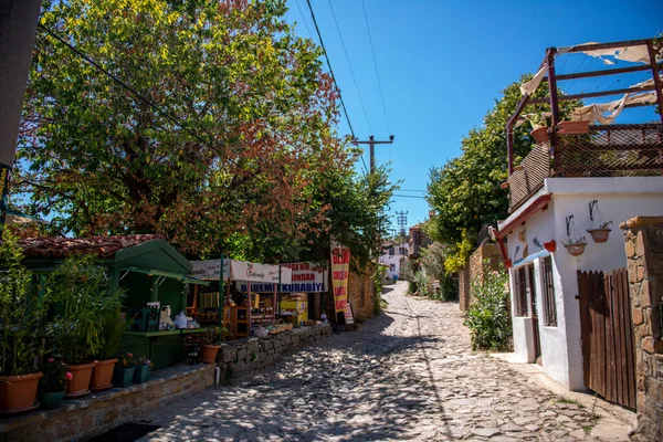 Gökceada, eski adı Imbros, Imroz. Türkiye 'nin en büyük adası. Ege Denizi 'nde. Tarihi dokusuyla, plajlarıyla turizmin merkezidir. Çanakkale, Türkiye - 11 Ağustos 2018