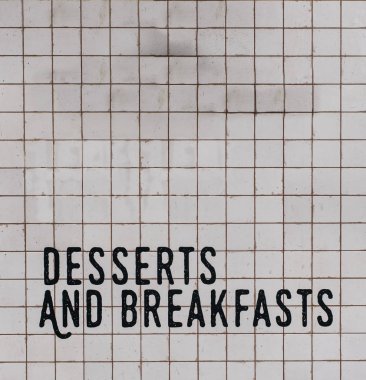 Seramik modern döşeme açık gri renk, tipik iç döşemeleri, sorunsuz Soyut doku. Tatlılar ve yazı BS/Konuk evleri.