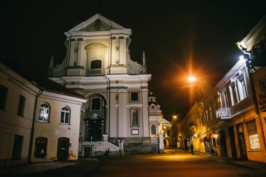 Vilnius, Litvanya: Gate of Dawn Aziz Teresa kilise, bir gece en önemli tarihi, kültürel ve dini anıtlar