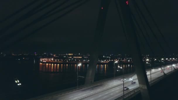 Gece Moskova Kuzey Trafik Ile Köprü Gece Şehir Panoraması Ile — Stok video
