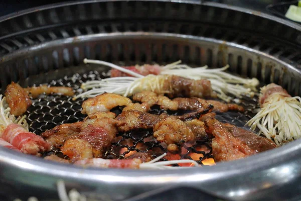 Grilled Food Enokitake Mushroom Steak Pork Grilltray — Stock Photo, Image