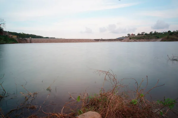 Reservoir Een Kunstmatig Meer Dat Wordt Gebruikt Als Rivierdam Die — Stockfoto