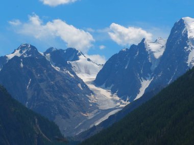 nefes kesen manzarası Altay Dağları buzulun, Rusya Federasyonu 