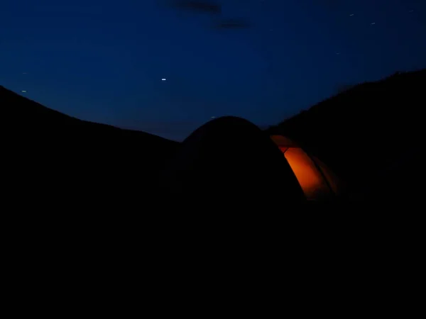 Vista Nocturna Tienda Campaña Las Montañas Altai Rusia — Foto de Stock