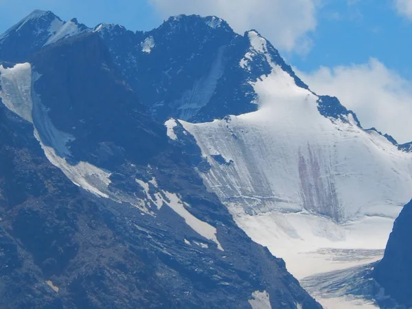 Impresionante Vista Del Glaciar Las Montañas Altai Rusia —  Fotos de Stock