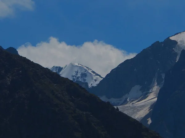 Impresionante Vista Del Glaciar Las Montañas Altai Rusia —  Fotos de Stock