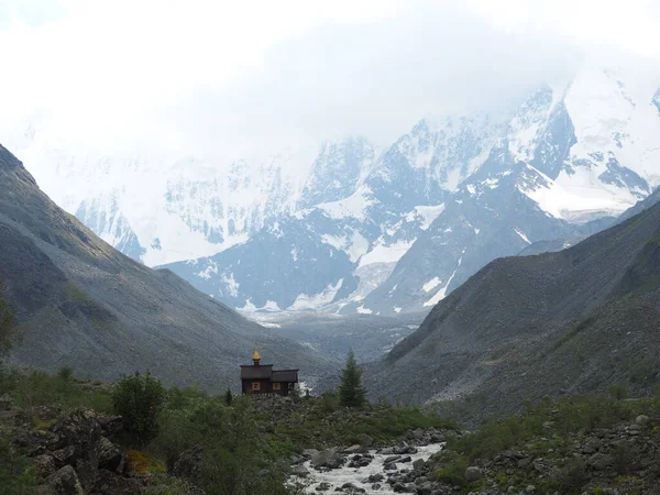 Kaple Archanděla Michaela Údolí Akkem Hora Belucha Pohoří Altai Kaple — Stock fotografie