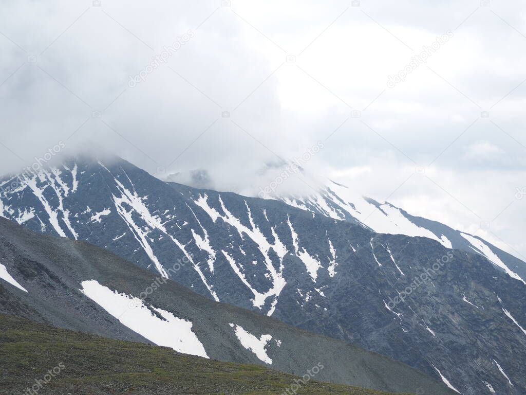 landscape view from the Kara-tyurek pass, Altai Mountains