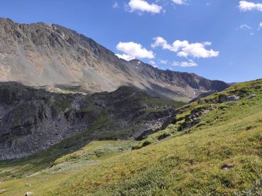 güzel manzara Altai dağ sıraları
