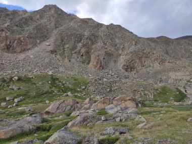 güzel manzara Altai dağ sıraları