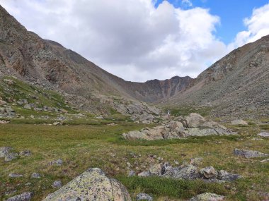 güzel manzara Altai dağ sıraları