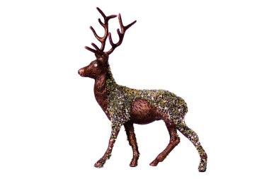 Ren geyiği heykelcik glitter ve beyaz arka plan üzerinde izole parlak boncuk kaplı.