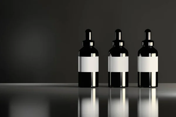 Tres Botellas Cosmético Negro Brillante Con Etiquetas Blancas Pie Superficie — Foto de Stock