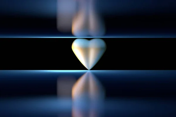 두 개의 거울 평면 사이의 단일 황금 심장 — 스톡 사진