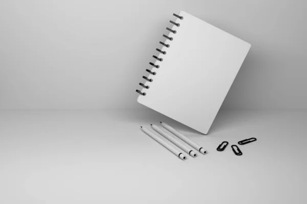 Sablon Mockup Irodai Spirál Notebook Vázlatfüzettel Három Karbon Ceruzával Papírtűvel — Stock Fotó