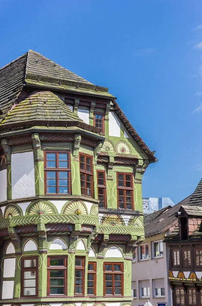 Vecchia Casa Graticcio Verde Nel Centro Hoxter Germania — Foto Stock