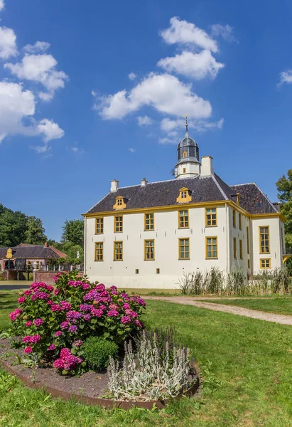 Slochteren Hollanda Fraeylemaborg Bahçede Çiçek — Stok fotoğraf